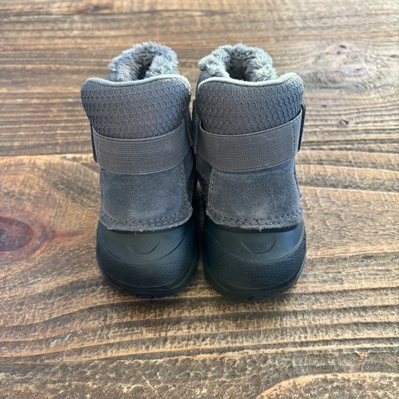 The North Face Toddler Alpenglow II Boots Winter Waterproof Snow Boots Size 4c - Picture 3 of 7